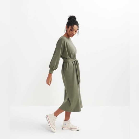 AMOUR VERT Sage Green Fleur Reverie Terry Sweatshirt Dress One Size N… - Picture 2 of 6